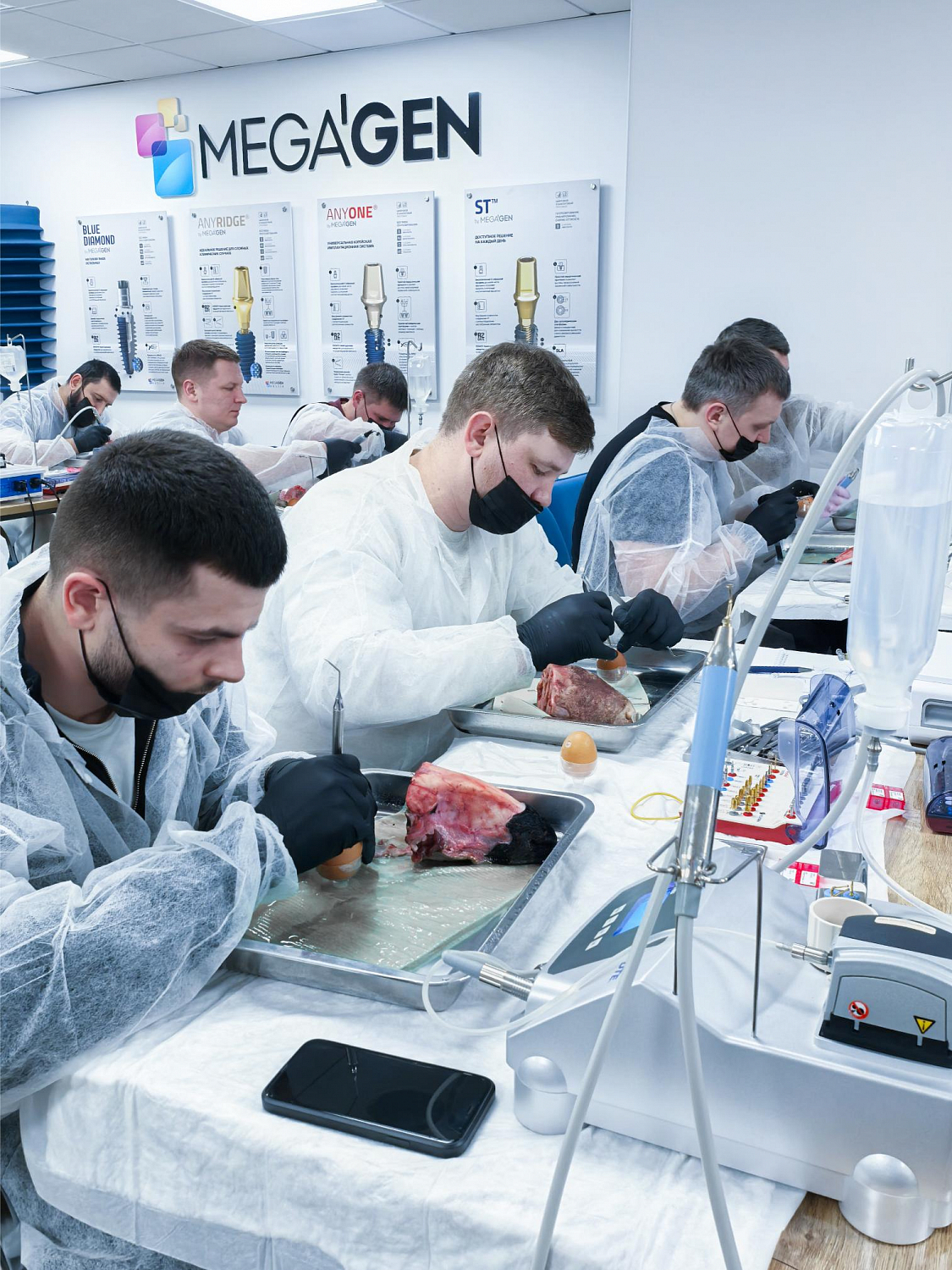 Два дня глубокой практики по костной пластике и синус-лифтингу