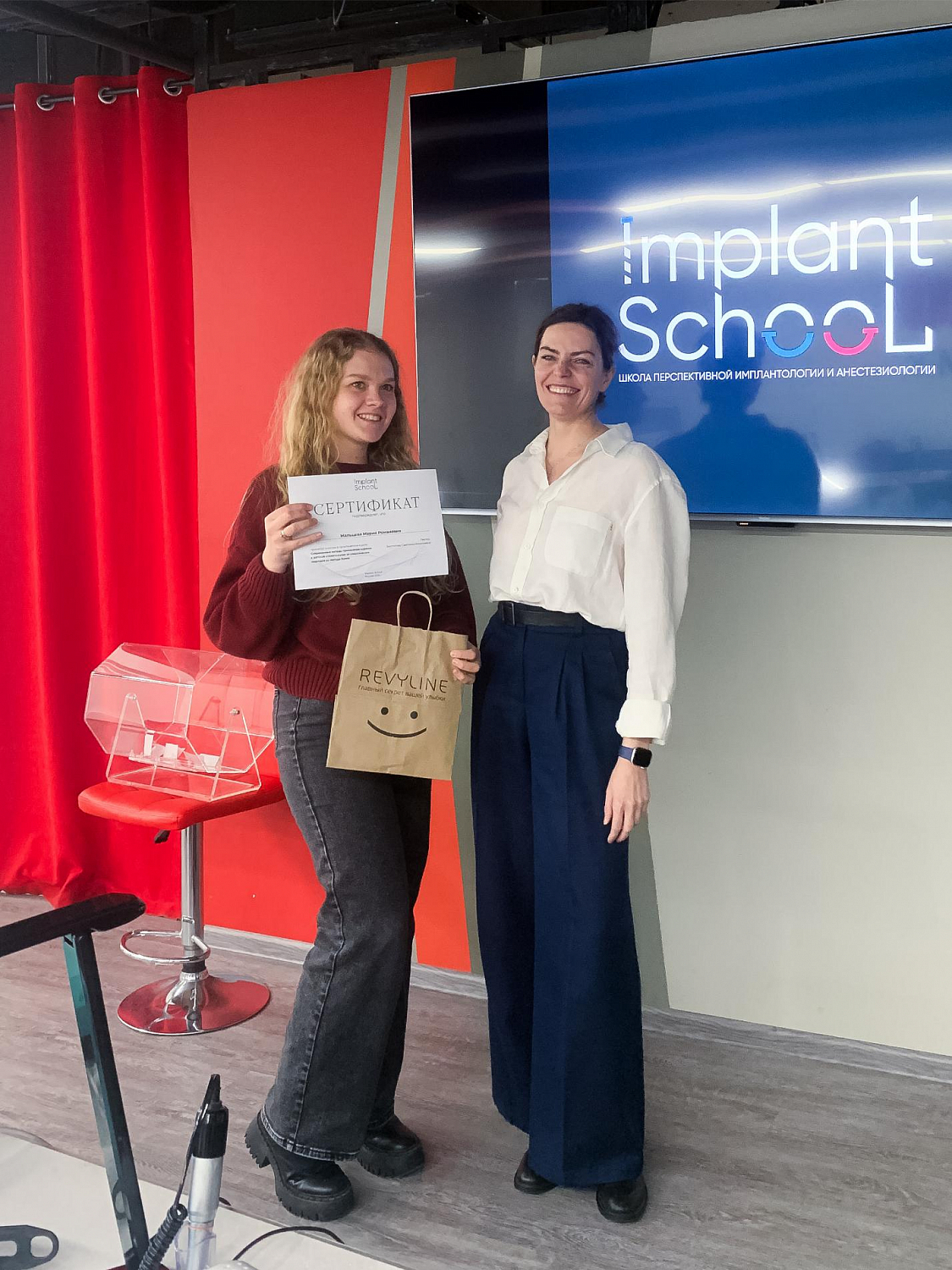 6 коронок, 5 материалов, 1 цель — идеальное восстановление молочных зубов