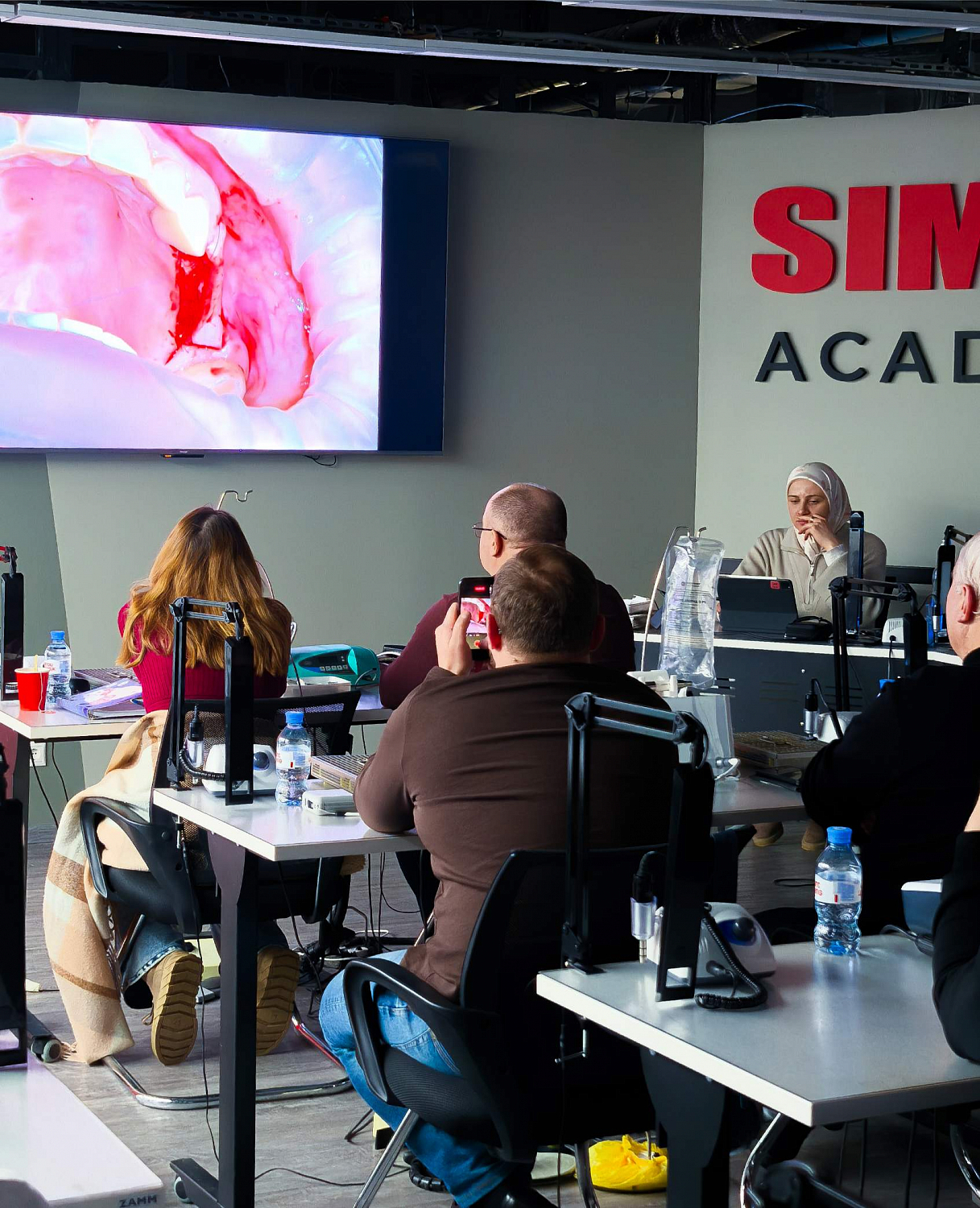 Эстетика начинается с десны: курс по пластике мягких тканей