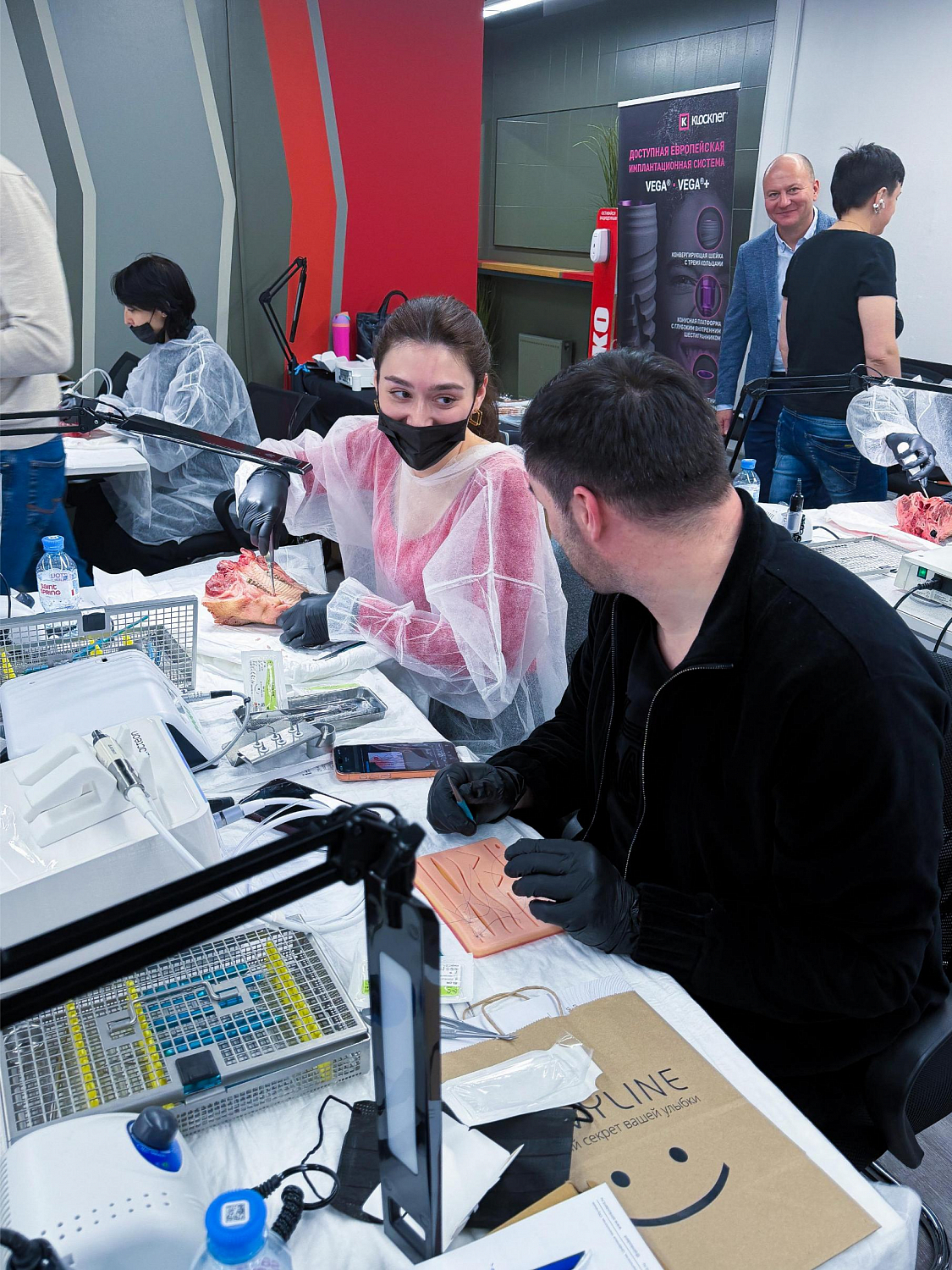 Удалить зуб и сохранить лунку: как проходит малотравматичная хирургия  