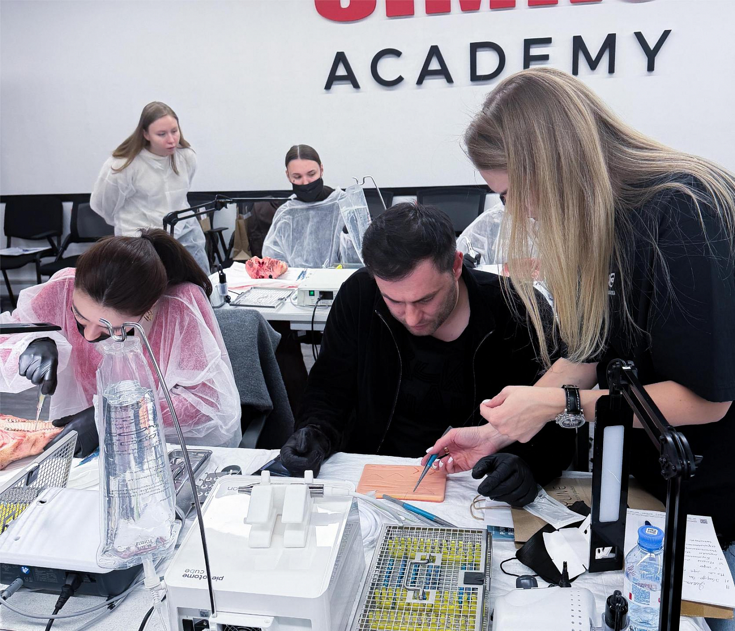 Удалить зуб и сохранить лунку: как проходит малотравматичная хирургия  