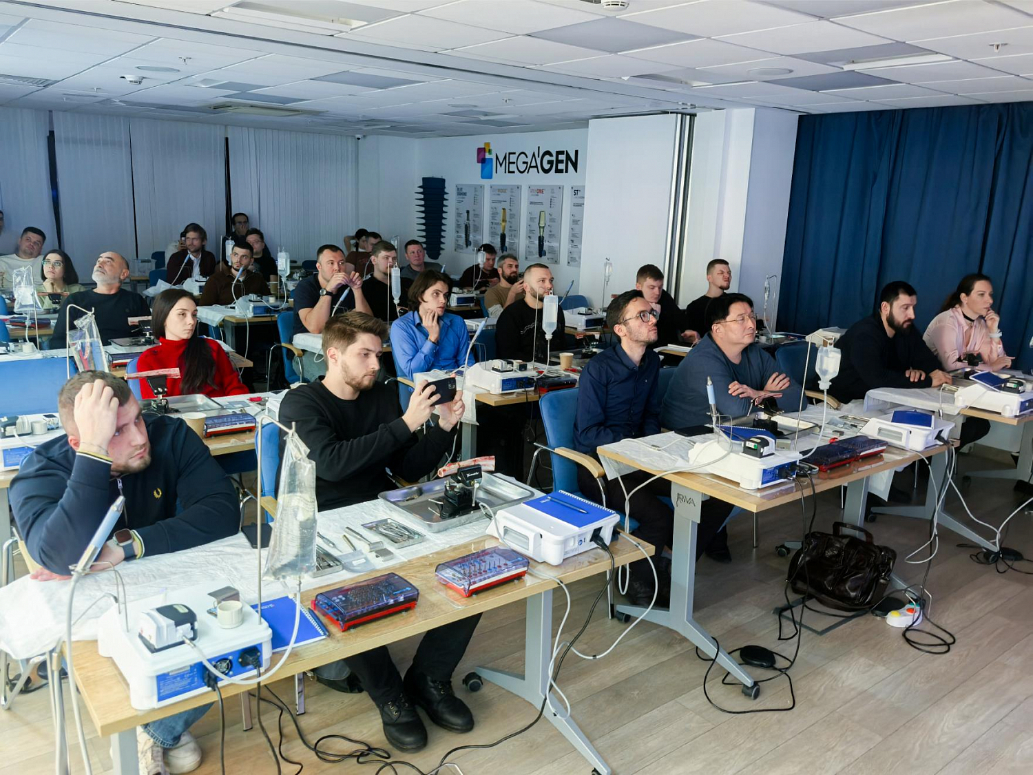 Два дня глубокой практики по костной пластике и синус-лифтингу