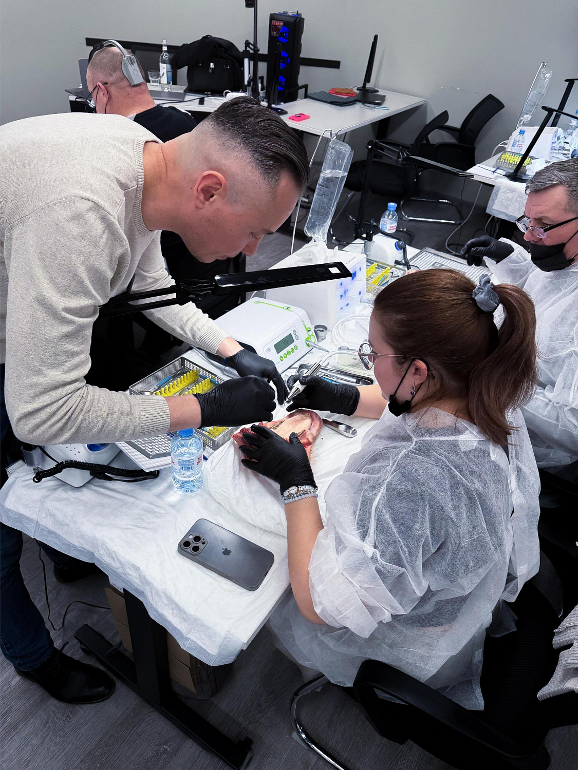 Удалить зуб и сохранить лунку: как проходит малотравматичная хирургия  