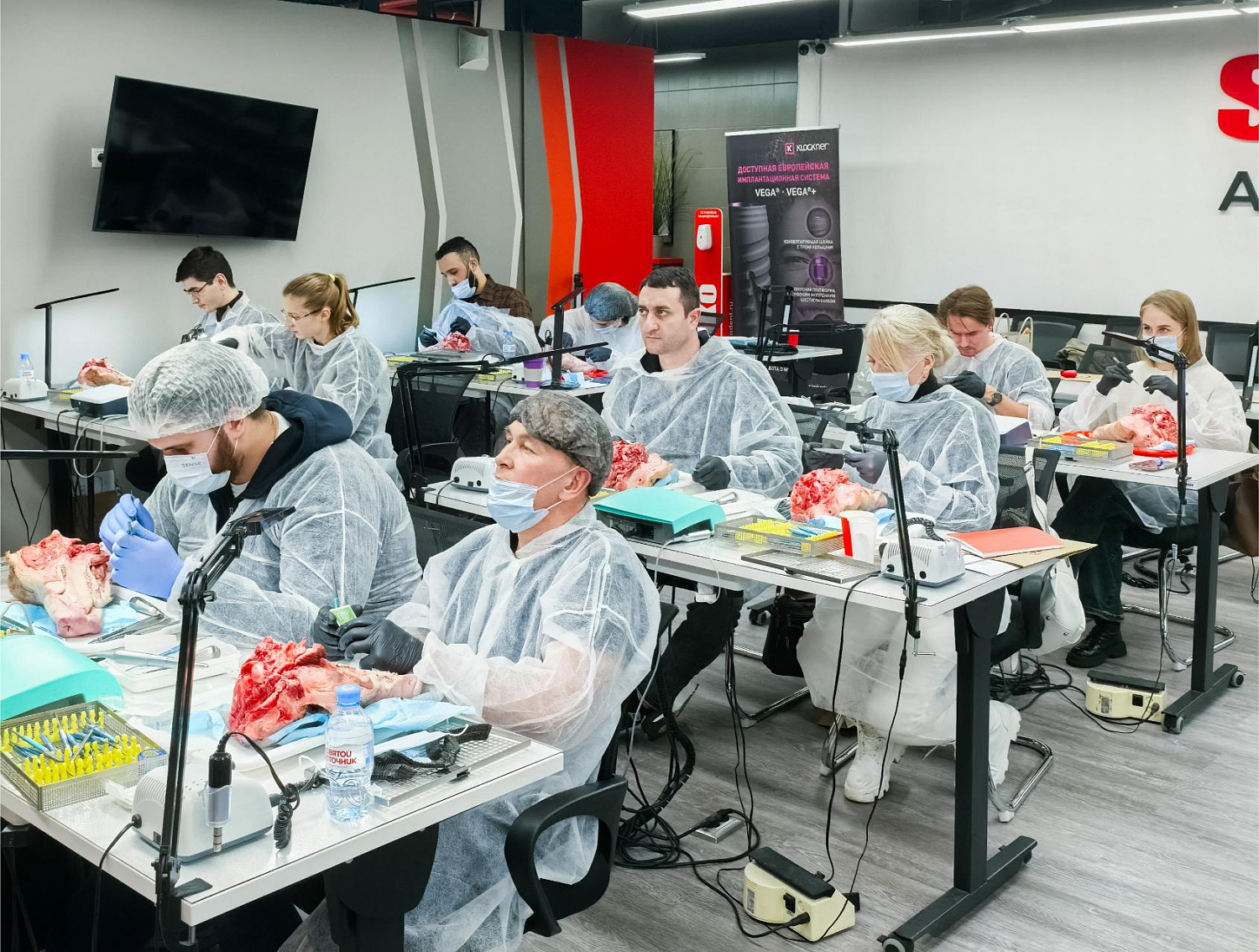 Малотравматичное удаление как основа имплантации