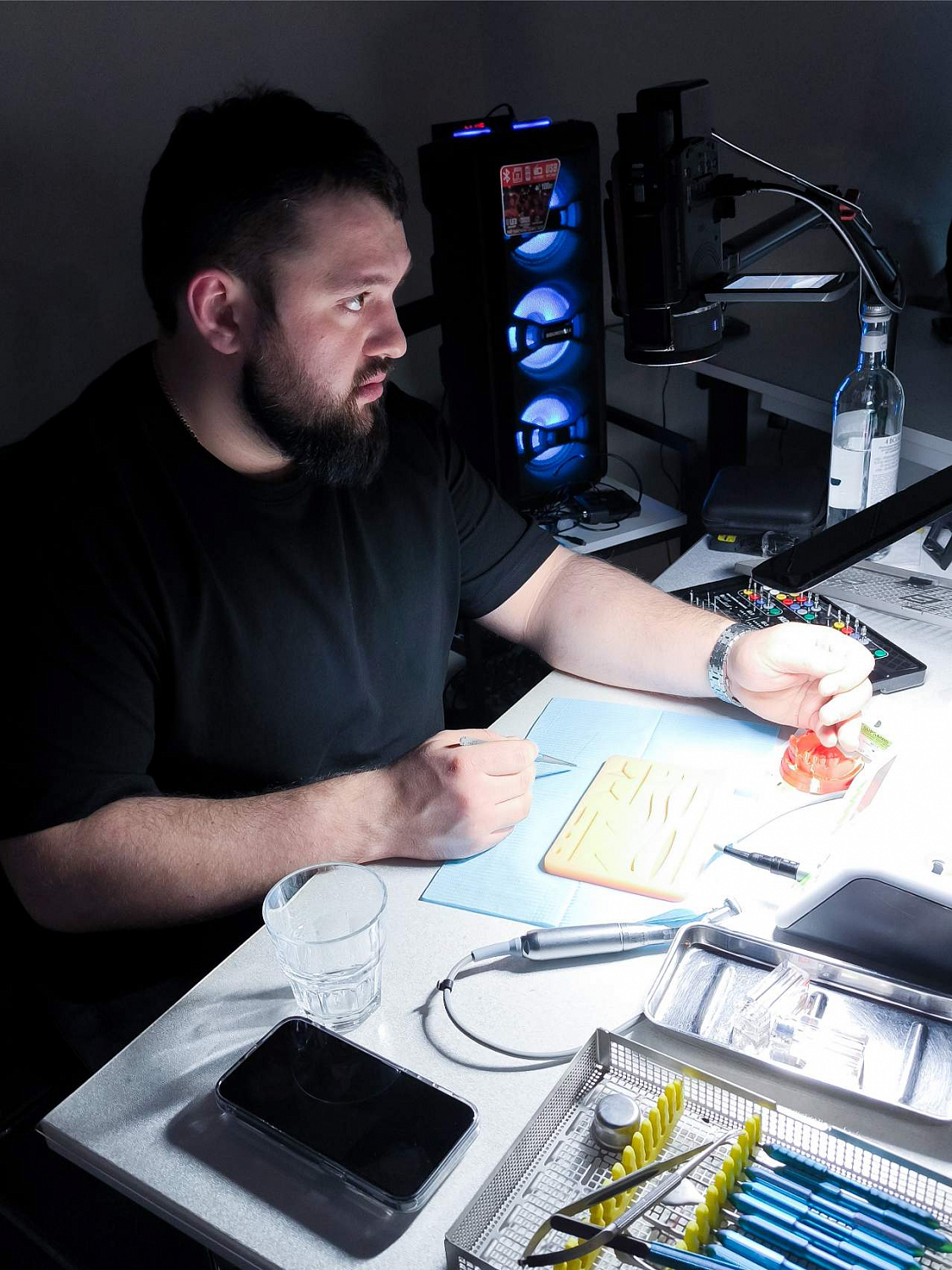 Первые шаги в имплантологии: как строится хирургическая и ортопедическая база 